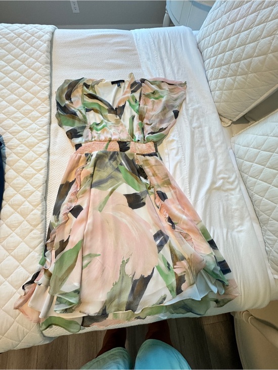 White House Black Market Dresses & Skirts - White House Black Market Pastel Pink, Green & Black Watercolor Midi Dress